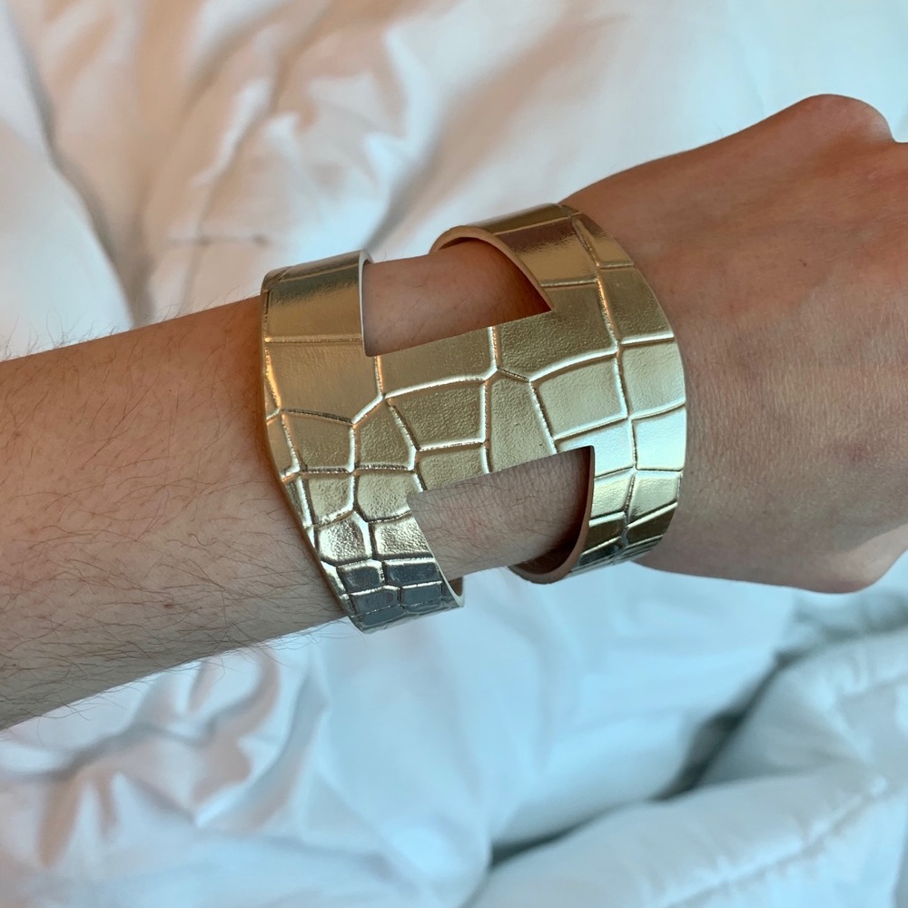 Croc Embossed Gold Eco Leather Cuff Bracelet - Picture 5 of 9